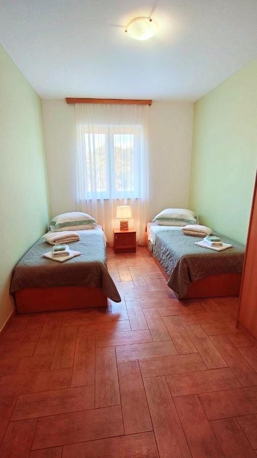 Apartments Lola Rovinj Luaran gambar