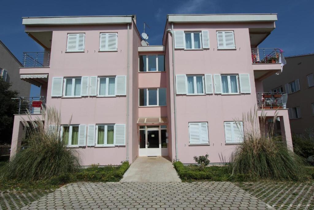 Apartments Lola Rovinj Luaran gambar